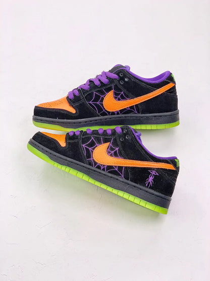 Nike SB Dunk Low “Night of Mischief”