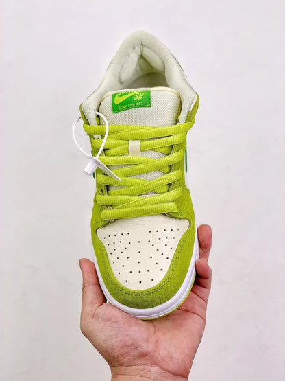 Nike SB Dunk Low "Green Apple"