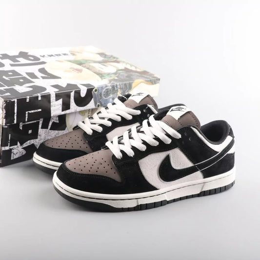 Otomo Katsuhiro x NK SB Dunk Low