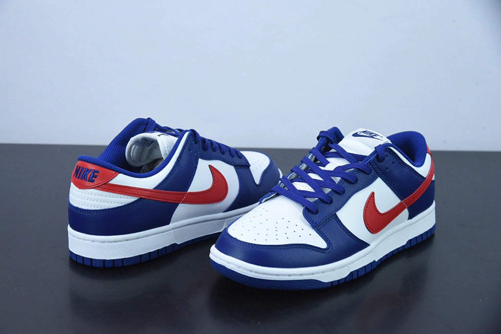 Nk Dunk Low x 'White and university Red”