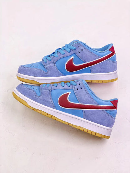 Nk SB Dunk Low "Phillies"