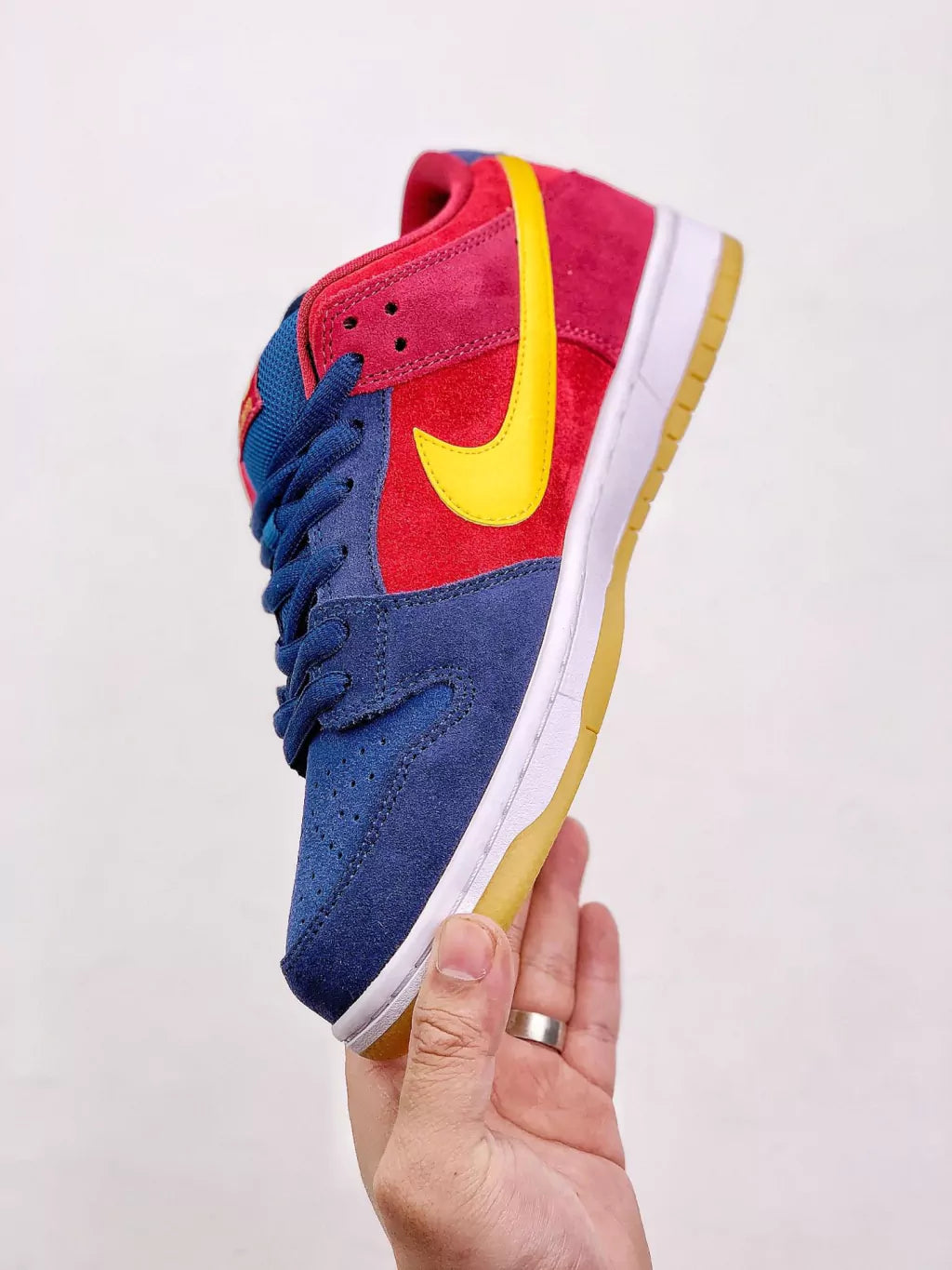 Nike SB Dunk Low “Barcelona”