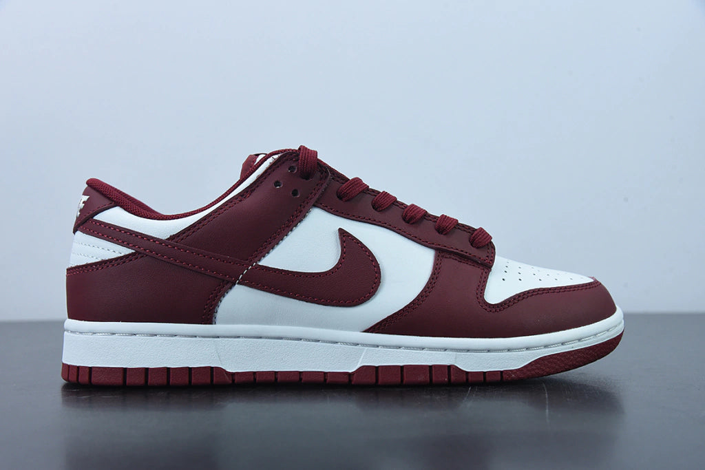 Nk Dunk Low Rêtro “Team Red”