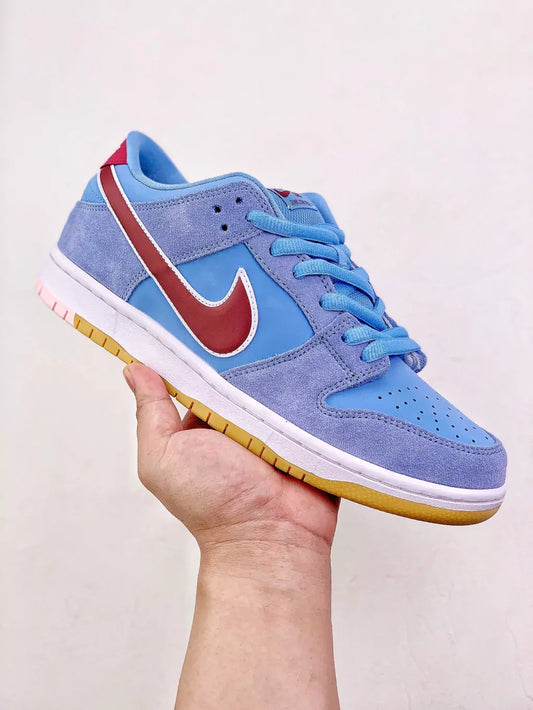 Nk SB Dunk Low "Phillies"