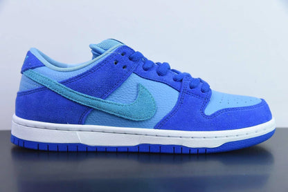 Nk SB Dunk Low x Blue Raspberry