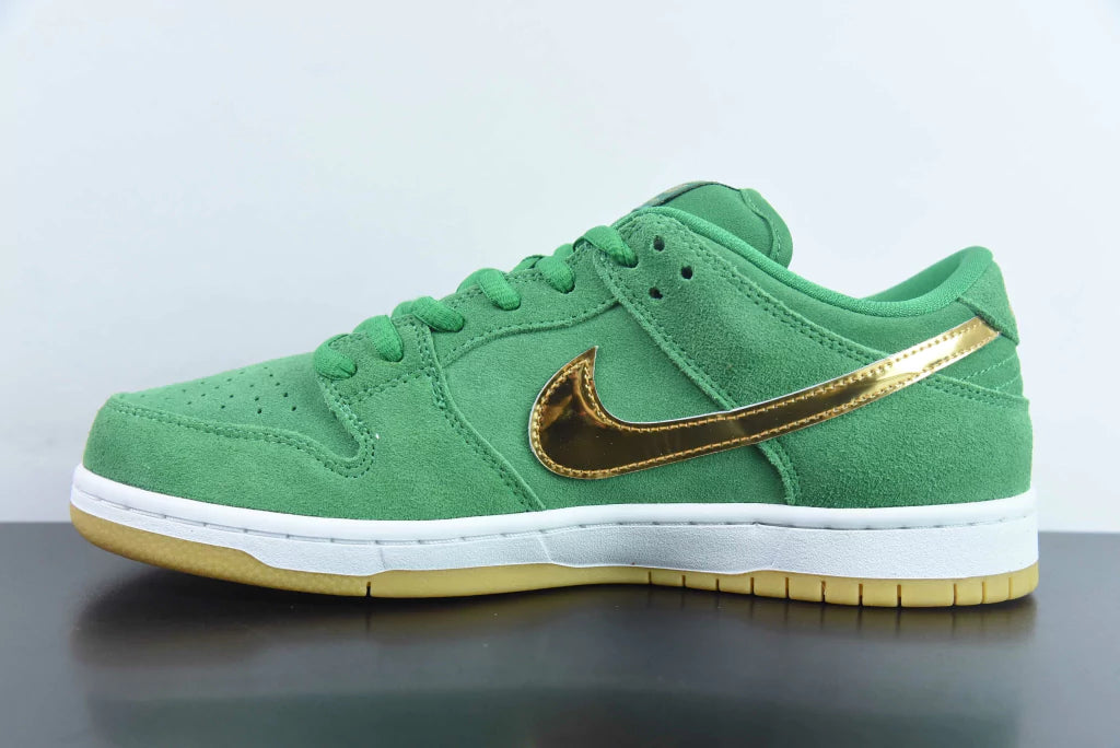 NK SB Dunk Low "St. Patrick’s Day"