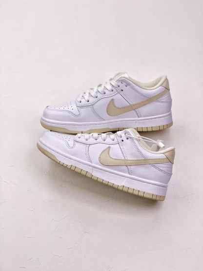 Nike Wmns SB Dunk Low"Pearl White"