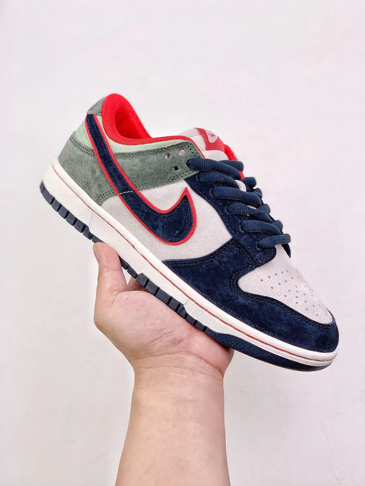 Otomo Katsuhiro x NK SB Dunk Low "Steamboy OST"