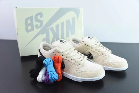 Albino & Preto x NK SB Dunk Low