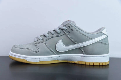 NK SB Dunk Low